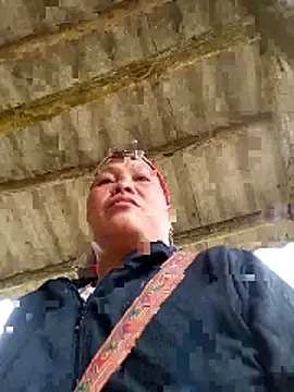 Snapshot of Chubbyhoney1 chatting on 03-28-26, 05:40 Chubbyhoney1 online show from 03-28-26, 05:40