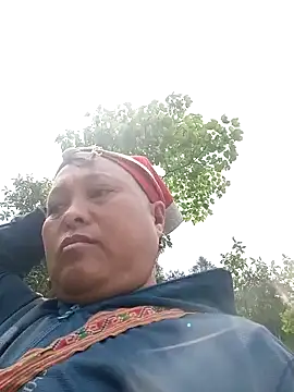 Snapshot of Chubbyhoney1 chatting on 04-04-26, 06:44 Chubbyhoney1 online show from 04-04-26, 06:44