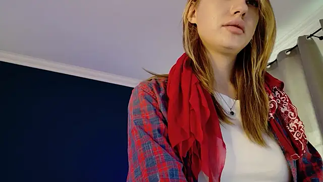 Snapshot of MariGven chatting on 09-29-25, 12:32 MariGven online show from 09-29-25, 12:32