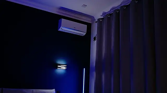 Snapshot of MariGven chatting on 10-28-25, 01:36 MariGven online show from 10-28-25, 01:36