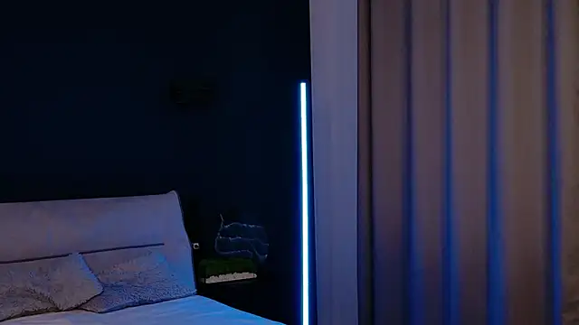 Snapshot of MariGven chatting on 01-19-26, 01:48 MariGven online show from 01-19-26, 01:48