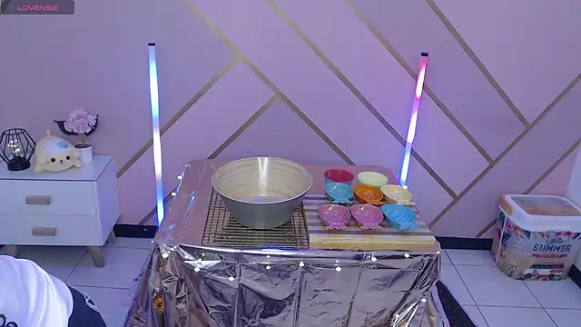 Snapshot of Giaa_rossi chatting on 10-29-25, 02:52 Giaa rossi online show from 10-29-25, 02:52