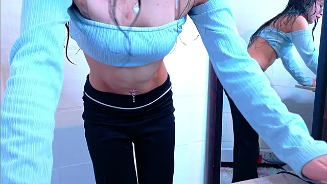 Snapshot of Giaa_rossi chatting on 03-08-26, 02:04 Giaa rossi online show from 03-08-26, 02:04