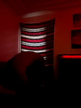 Snapshot of Taydagr8 chatting on 12-14-25, 04:23 Taydagr8 online show from 12-14-25, 04:23