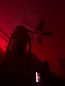 Snapshot of Taydagr8 chatting on 02-21-26, 09:21 Taydagr8 online show from 02-21-26, 09:21