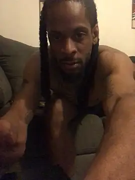 Snapshot of Taydagr8 chatting on 04-07-26, 10:05 Taydagr8 online show from 04-07-26, 10:05