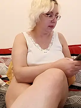 VikaKing online show from 10-15-25, 07:47