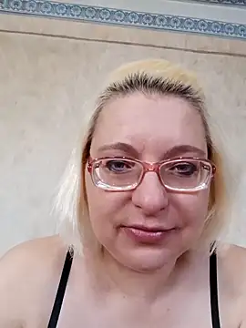 VikaKing online show from 04-29-26, 12:20