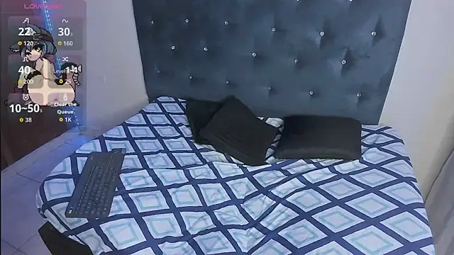 keith cute online show from 06-17-26, 04:08