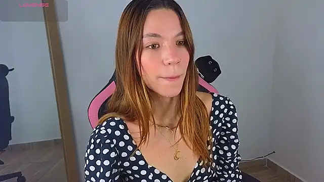 AntonellaaRossii online show from 07-11-26, 02:42