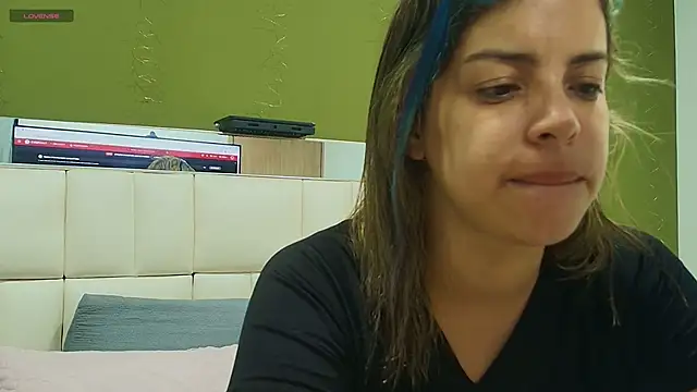 gisell gomez online show from 10-12-25, 12:26