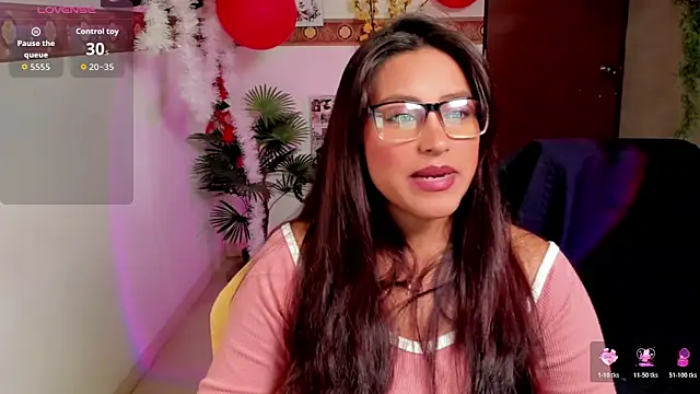 Cameroon-Diaz online show from 02-18-26, 01:51