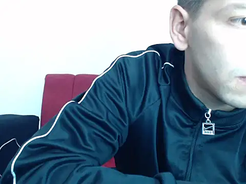 Thomasjons  online show from 10-04-25, 03:54