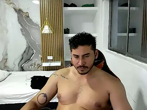 Snapshot of ashlan_king chatting on 05-15-26, 03:46 ashlan king online show from 05-15-26, 03:46