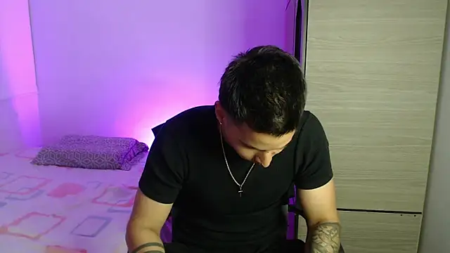 valentinosex1 online show from 11-25-25, 09:26