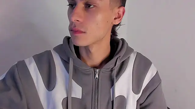 axel davis  online show from 02-20-26, 01:24