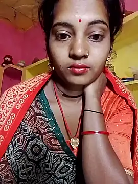 Snapshot of Hot_bbbb chatting on 11-26-25, 07:04 Hot bbbb online show from 11-26-25, 07:04