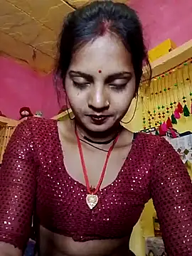 Snapshot of Hot_bbbb chatting on 02-19-26, 07:54 Hot bbbb online show from 02-19-26, 07:54