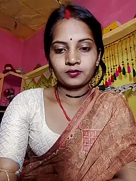 Snapshot of Hot_bbbb chatting on 04-06-26, 04:30 Hot bbbb online show from 04-06-26, 04:30