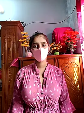 Snapshot of Cute_Faria chatting on 09-17-25, 04:14 Cute Faria online show from 09-17-25, 04:14