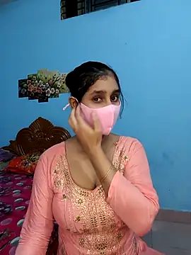 Snapshot of Cute_Faria chatting on 09-19-25, 04:29 Cute Faria online show from 09-19-25, 04:29