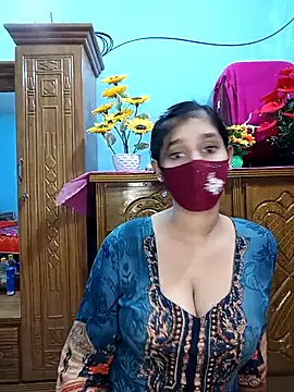 Snapshot of Cute_Faria chatting on 09-25-25, 03:16 Cute Faria online show from 09-25-25, 03:16