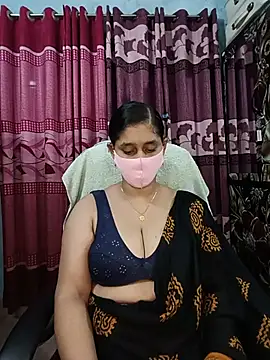 Cute Faria online show from 07-20-26, 01:57