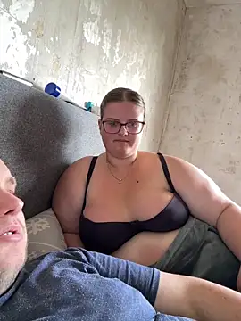 CurvyPaar2 online show from 06-14-26, 12:18