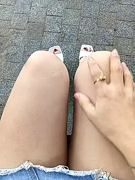 Jessical--Li online show from 10-22-25, 03:40