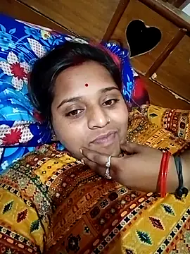 Snapshot of Hot_crety chatting on 09-23-25, 11:24 Hot crety online show from 09-23-25, 11:24