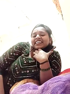 Hot crety online show from 02-15-26, 07:51