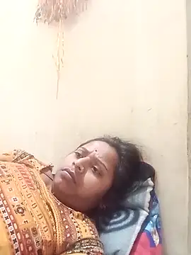 Hot crety online show from 03-05-26, 02:29