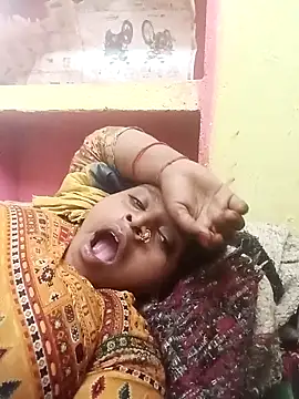 Hot crety online show from 04-26-26, 03:53