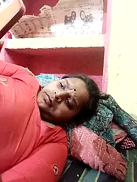 Hot crety online show from 04-29-26, 03:16