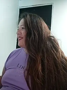 Daphne girlsex online show from 04-27-26, 02:15