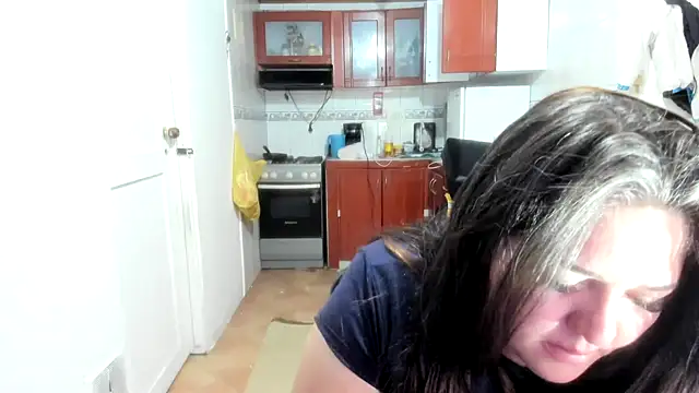 Daphne girlsex online show from 06-12-26, 03:05