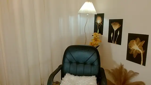 Sassy Suzuhime online show from 07-28-26, 06:20