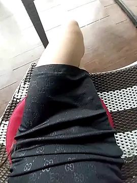 Snapshot of meomeocute chatting on 10-31-25, 05:30 meomeocute online show from 10-31-25, 05:30