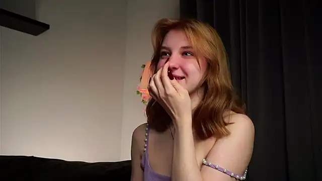 EasterBonney online show from 09-24-25, 11:24