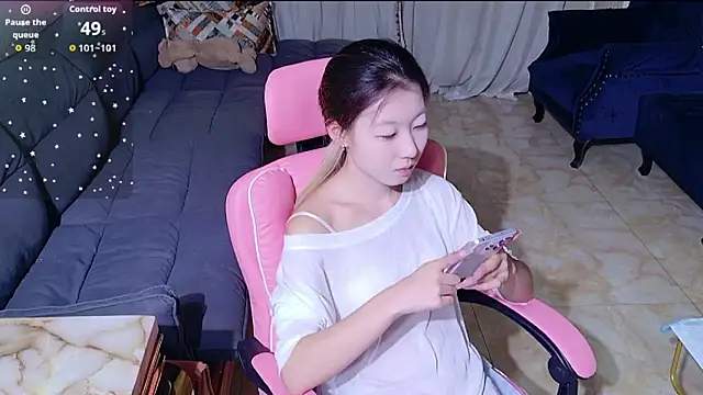 Deserve E online show from 09-17-25, 02:52