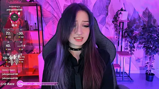 Snapshot of LiliLuna chatting on 09-24-25, 10:24 LiliLuna online show from 09-24-25, 10:24