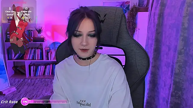 Snapshot of LiliLuna chatting on 10-03-25, 03:09 LiliLuna online show from 10-03-25, 03:09