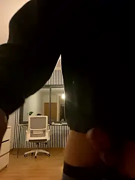 cumman789860 online show from 01-18-26, 06:12