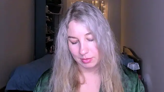NancySanders online show from 05-01-26, 07:18