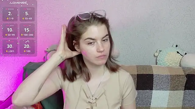 ElzaBlis online show from 04-19-26, 04:06