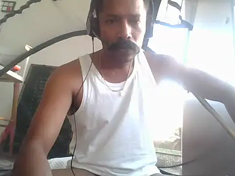 Snapshot of hosur_horny chatting on 04-09-26, 01:27 hosur horny online show from 04-09-26, 01:27