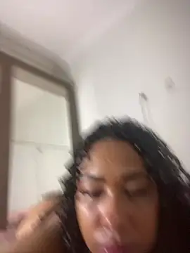 Snapshot of jhennyfer chatting on 03-17-26, 05:33 jhennyfer online show from 03-17-26, 05:33