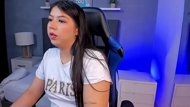 Snapshot of anagil_ chatting on 01-06-26, 03:16 anagil online show from 01-06-26, 03:16