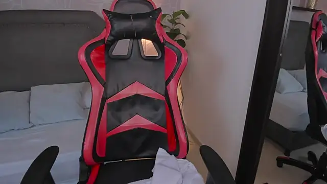 Snapshot of anagil_ chatting on 03-02-26, 02:02 anagil online show from 03-02-26, 02:02