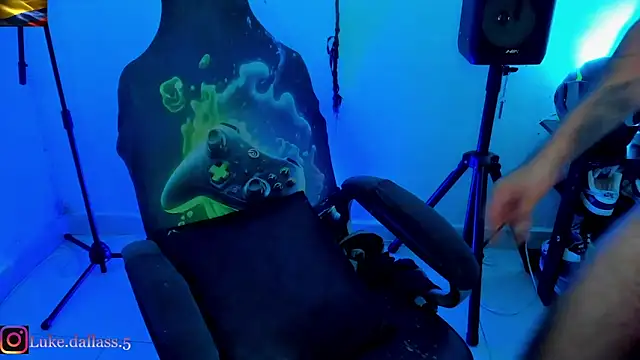 zeus 7777 online show from 02-16-26, 10:11